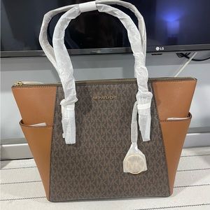 Brand New Michael Kors Purse